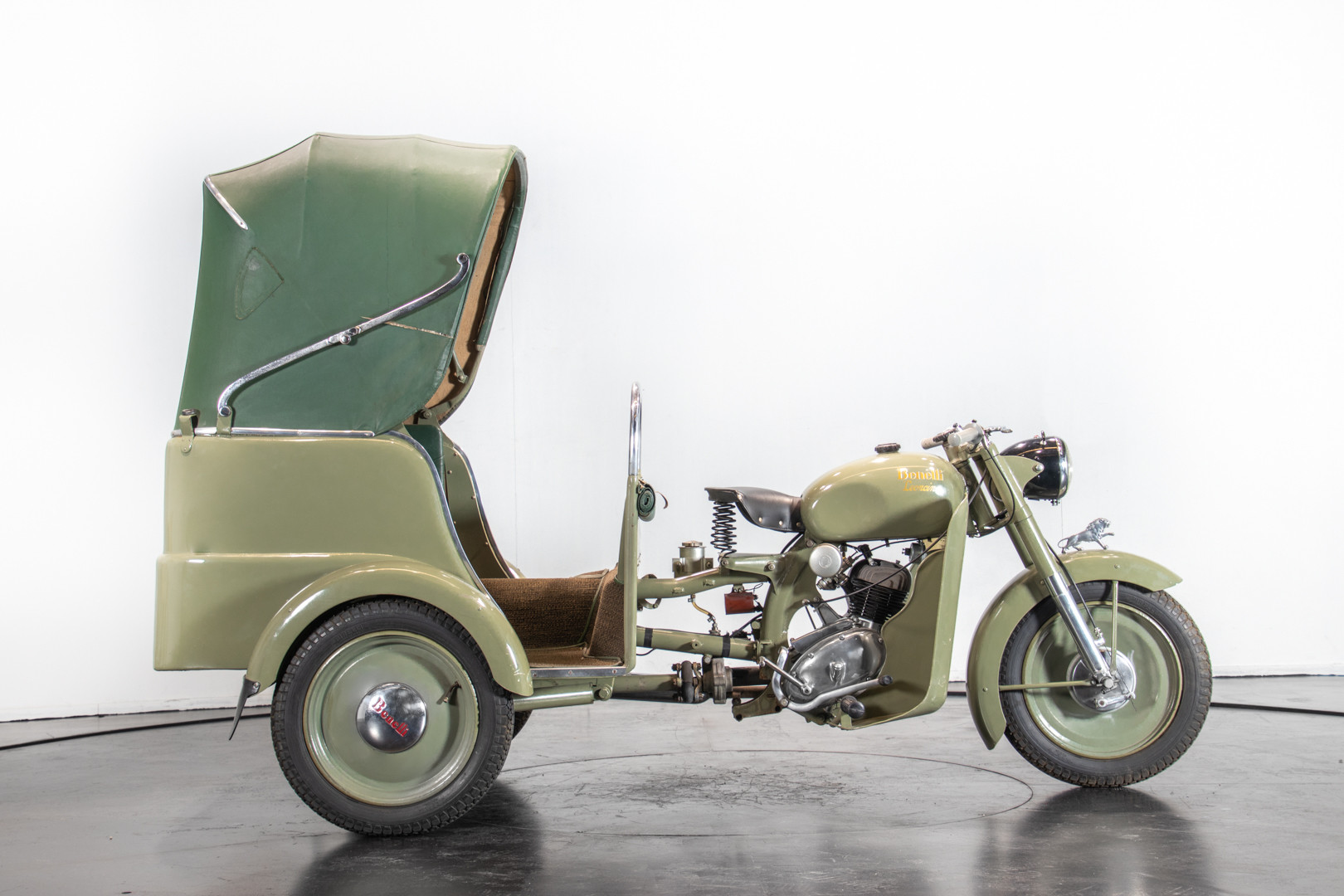 benelli_leoncino_rickshaws-10 - GLORIOUS MOTORCYCLES