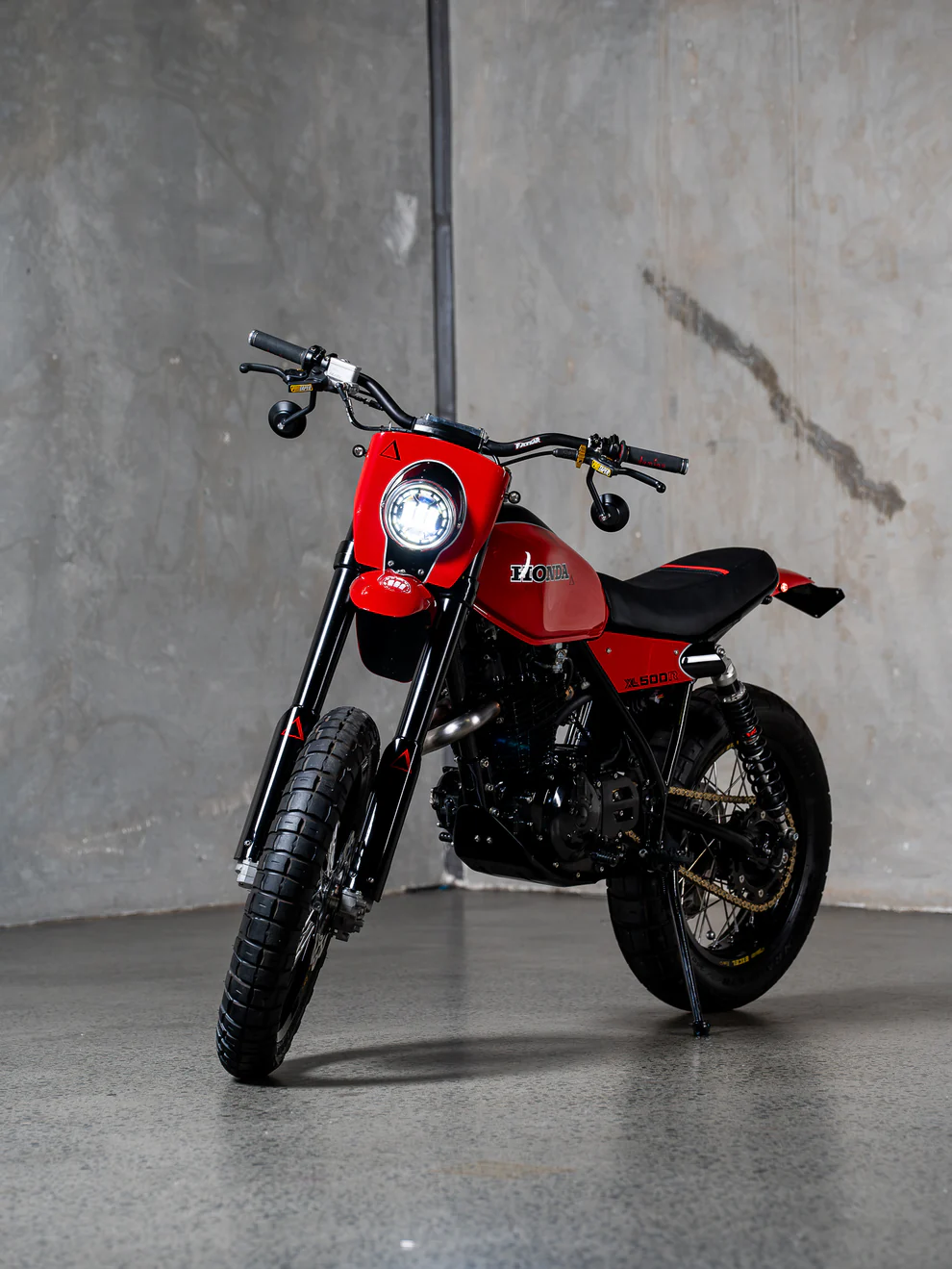 Honda XL500 R Scrambler By Purpose Built Moto - GLORIOUS MOTORCYCLES